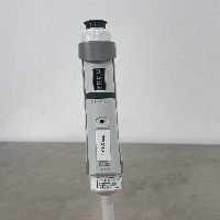 Eppendorf Research Plus Pipettes x6 With Stand image 0